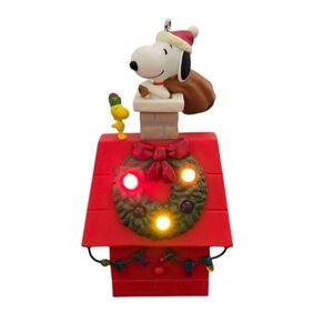 Hallmark Keepsake Ornament 2022 Magic Peanuts Up On The Housetop